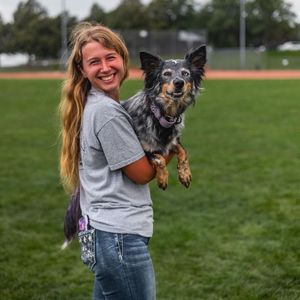 caroline_and_paws