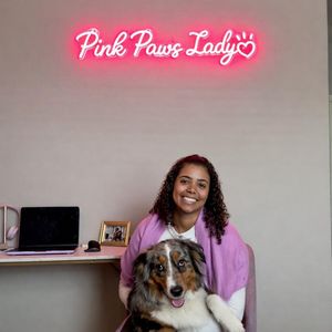 pinkpawslady