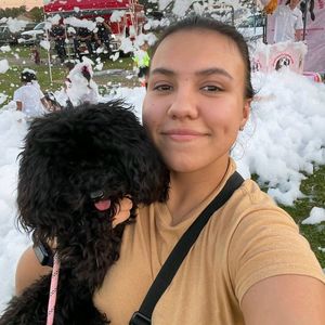 Camilla • Pet Sitter