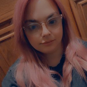 Ashleigh, pet sitter in Comstock Park
