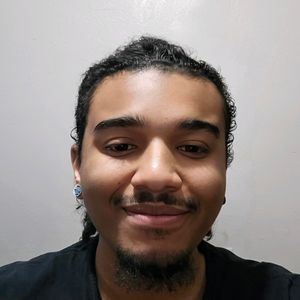 Deante Smith Jr, pet sitter in Milwaukee