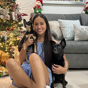 Laura Gomez