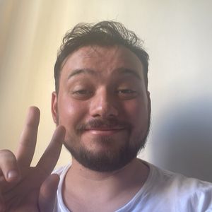 Izzet Ali Saraclar